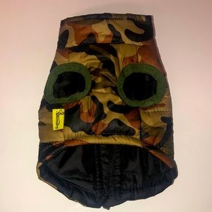 Dog vest with leash hooks